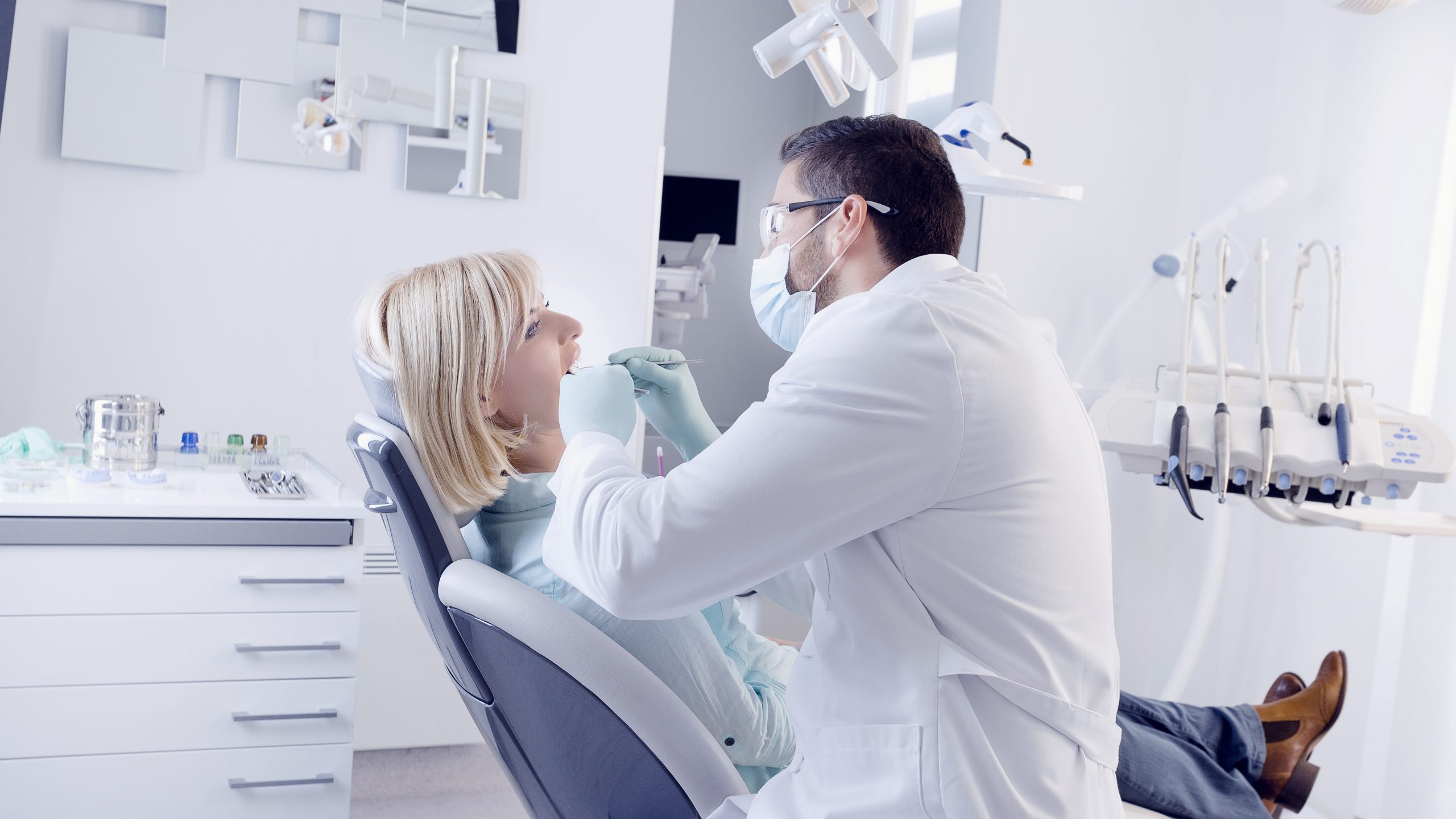 Dentist in Thompson, CT